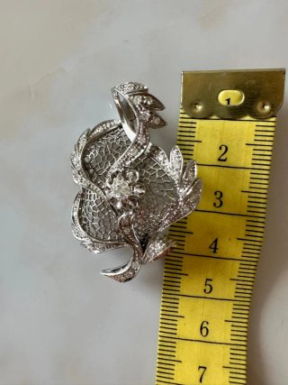 Spilla vintage con diamanti