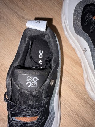 Zapatillas On Running x Loewe Hombre Gris/Blanco