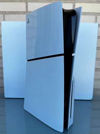 Nuova Playstation 5 Slim con lettore