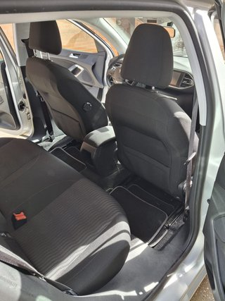 Peugeot 308 1.6 HDi 92CV Business Line - 2014