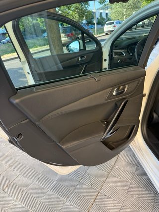 Peugeot 508 2011