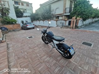Moto elettrica Super Soco TC Max 125 2024