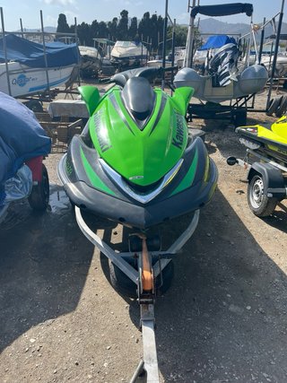 Moto de agua Kawasaki Ultra 250 x