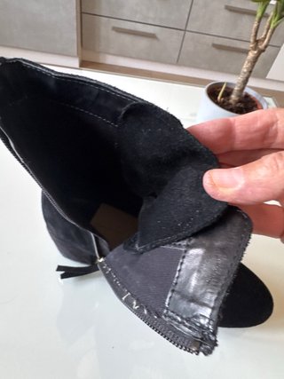 Botines ante tacón medio negro T39