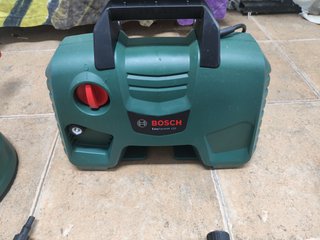 Hidrolimpiadora Bosch EasyAquatak 120 Kit Home