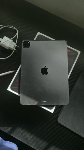 iPad Pro 11 M1 256GB + Accessori