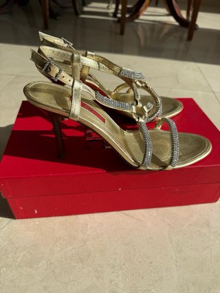 Sandalias fiesta Carolina Herrera y Swarovski