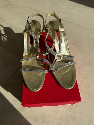 Sandalias fiesta Carolina Herrera y Swarovski