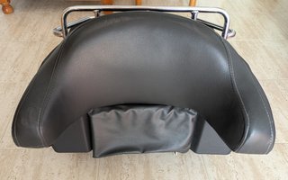 Baúl Vramack Custom con Parrilla y LED
