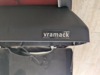 Baúl Vramack Custom con Parrilla y LED