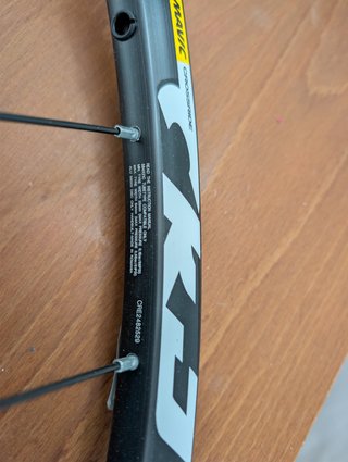Ruedas Mavic 26” Tubeless Disco