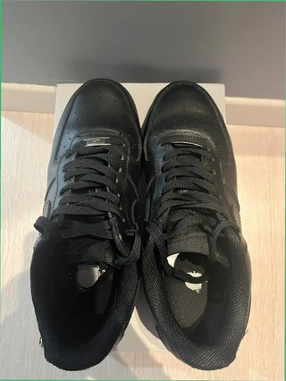 Nike Air Force 1 Negras Talla 42 Caja Original