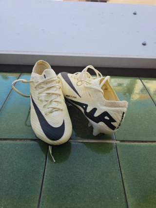 Botas Nike Air Zoom Mercurial Talla 36