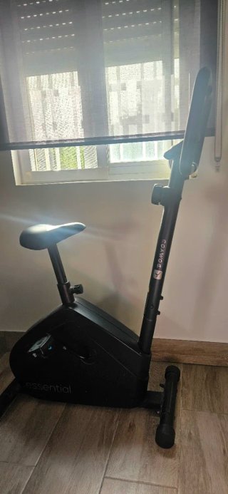 Bicicleta Estática Essential DOMYOS