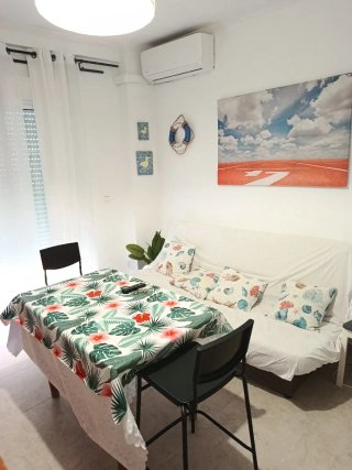 Se alquila solo julio ,mínimo una semana (750€)