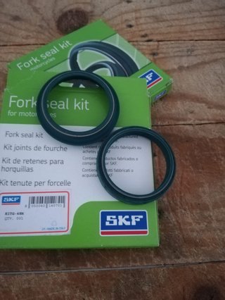 Kit retenes SKF Marzocchi 48x58,1x8,5