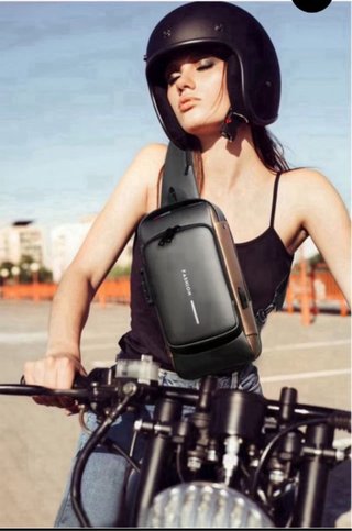 Mochila Bandolera Antirrobo Carga USB