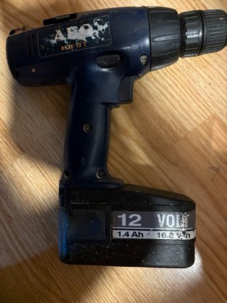 Taladro AEG BS2E 12T + 2 Baterías