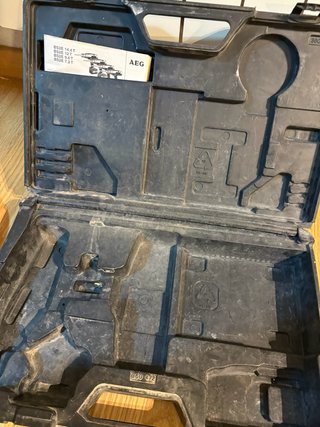 Taladro AEG BS2E 12T + 2 Baterías