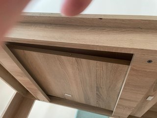 Mesa de comedor de madera de haya