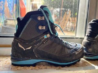 Botas Salewa GORE-TEX mujer trekking