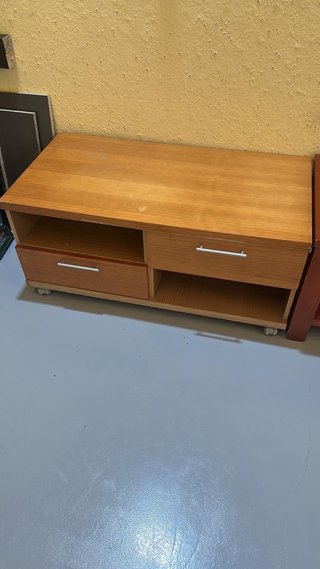 Mesa de centro/auxiliar de madera