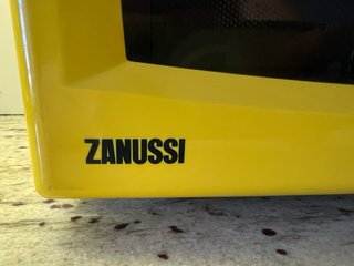Microondas Zanussi Amarillo