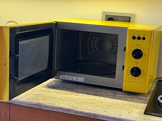 Microondas Zanussi Amarillo