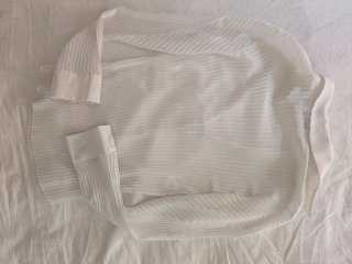 Blusa blanca Mango plisada