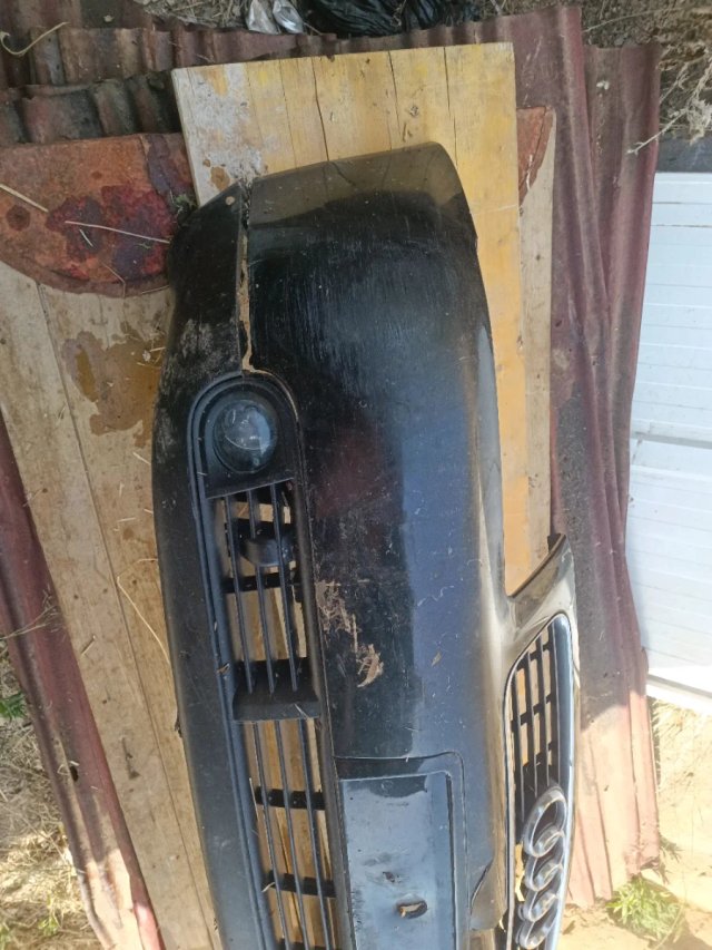 Parachoques Audi A3 8L