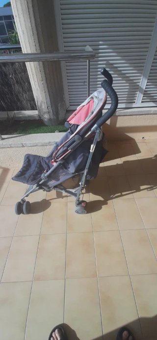 Silla de paseo McLaren Quest para niños 3 a 6 años