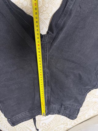 Pantalón vaquero ancho Zara negro