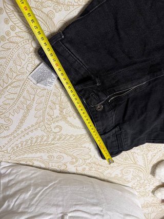 Pantalón vaquero ancho Zara negro