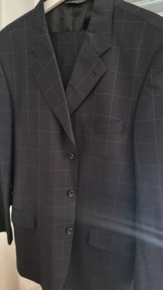 Traje marca Abtonio Calle  /Gris a Cuadros