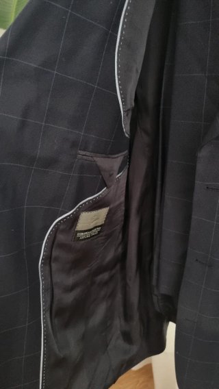 Traje marca Abtonio Calle  /Gris a Cuadros