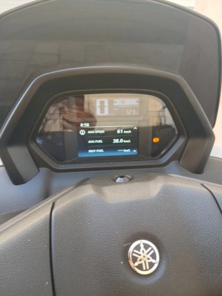 Yamaha NMAX 2026 - 1400km