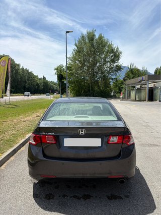 Honda Accord 2.0 i-VTEC Automatic