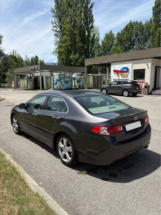 Honda Accord 2.0 i-VTEC Automatic