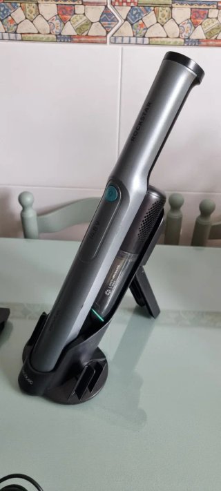 Aspirador de coche inalambrico 14,8 voltios.