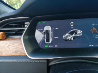 Tesla Model S 2019