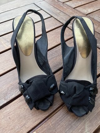 Zapatos de fiesta negros