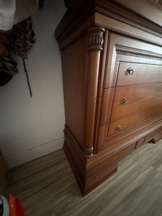 Cómoda de madera maciza, mesillas y cabecero