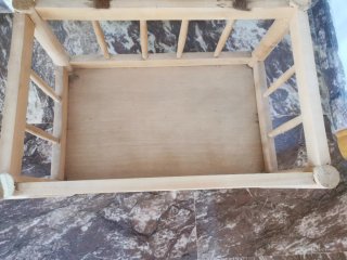 Banco zapatero de madera y yute