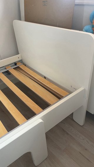 Cama infantil extensible IKEA + colchón + somier