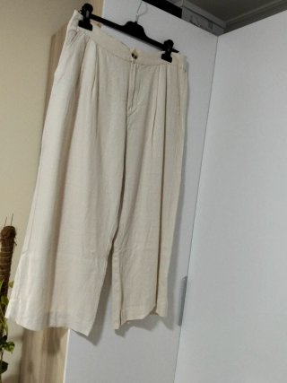 Set donna: pantaloni e camicia stampata
