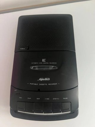 Reproductor Cassette Portátil SuperTech Negro