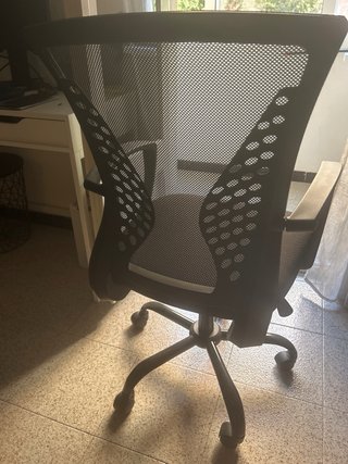 Silla de oficina negra