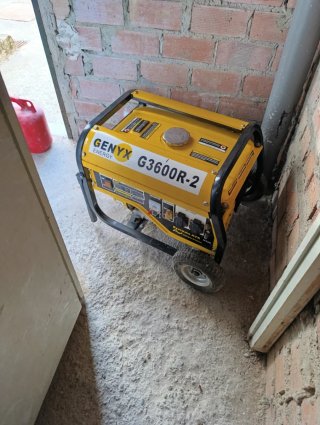 Generador Eléctrico GENYX G3500R 2