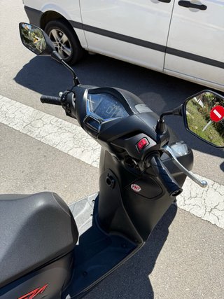 Honda SH 350 Sport Negra
