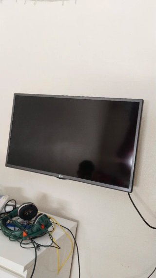 LG Smart TV 32